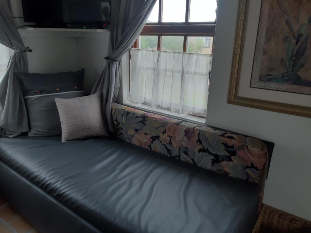 Agulhas Heights Self-Catering Cottages Exterior photo