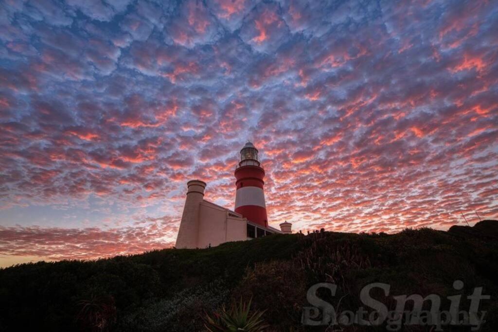 Agulhas Heights Self-Catering Cottages Exterior photo