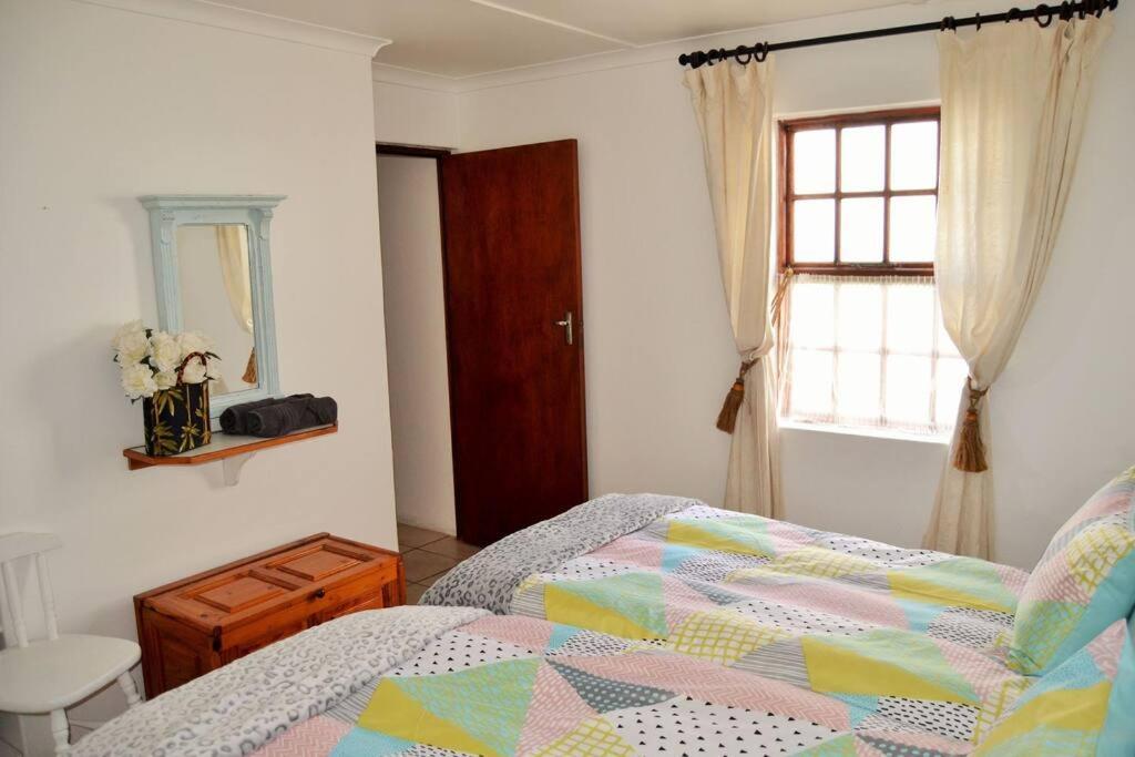 Agulhas Heights Self-Catering Cottages Exterior photo