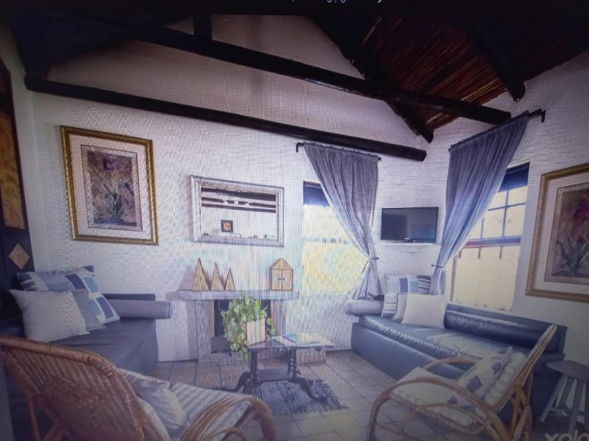 Agulhas Heights Self-Catering Cottages Exterior photo