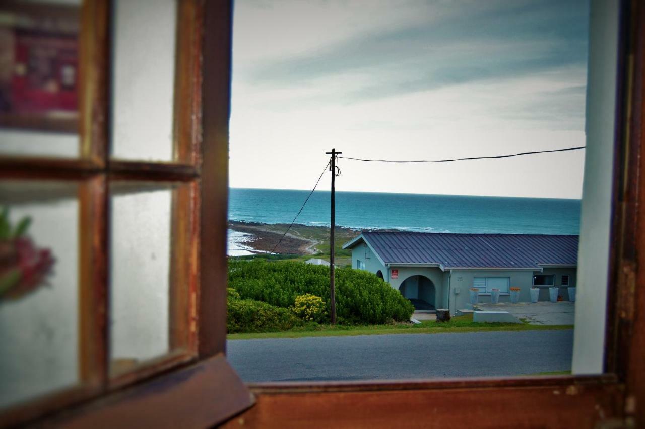Agulhas Heights Self-Catering Cottages Exterior photo