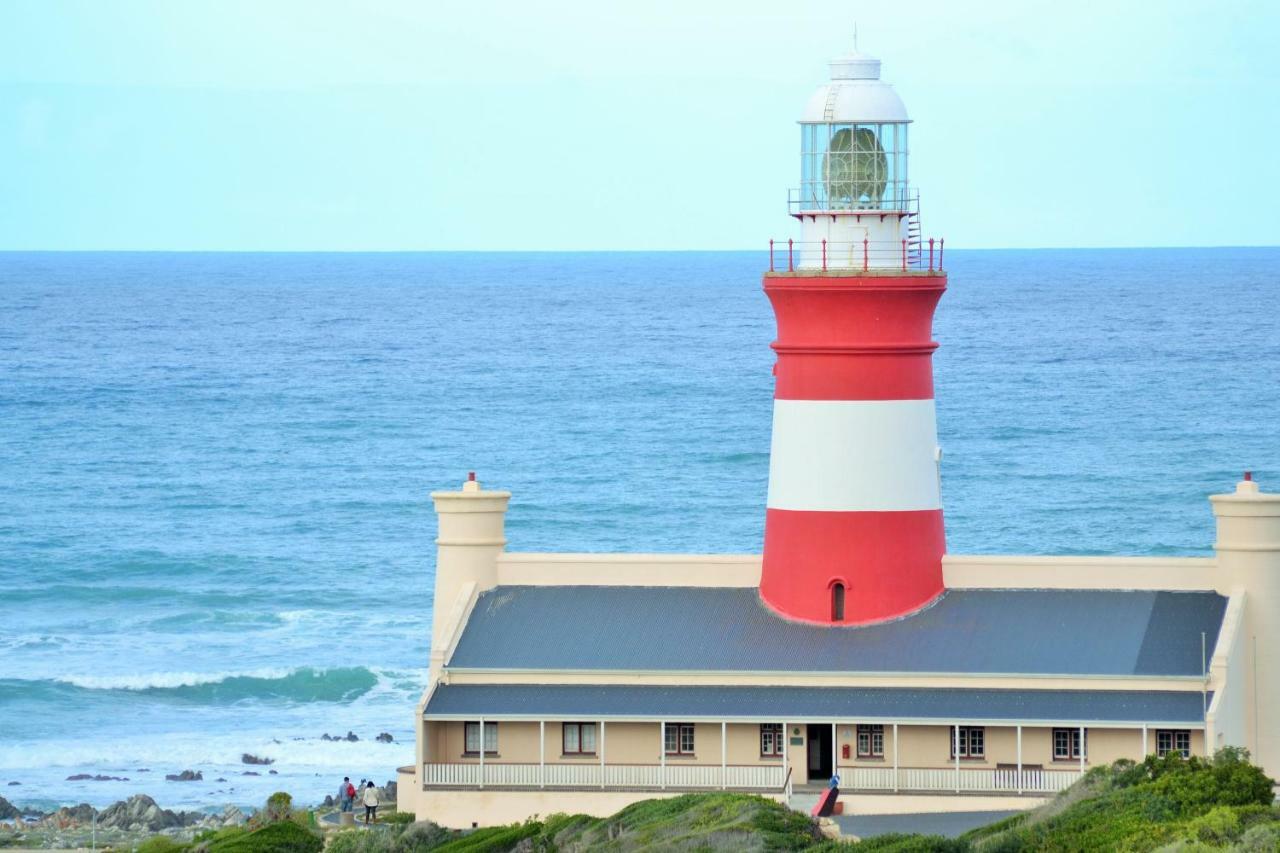 Agulhas Heights Self-Catering Cottages Exterior photo
